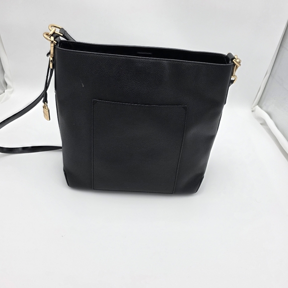 Michael Kors Black Hayes Bucket Bag - Picture 4 of 10